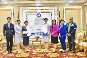 มูลนิธิเวชดุสิต มอบทุนการศึกษาให้นักศึกษาพยาบาล