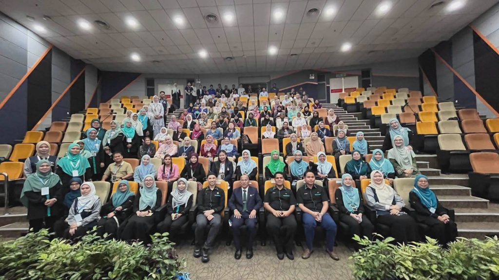 School of Nursing, Walailak University Strengthens International Academic Collaboration at the 1st IIUM National Renal Nursing Conference and IICON 2026