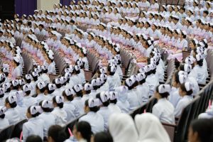 สำนักวิชาพยาบาลศาสตร์ ม.วลัยลักษณ์ จัดพิธีมอบหมวกพยาบาลและประกาศนียบัตร ประจำปี 2568