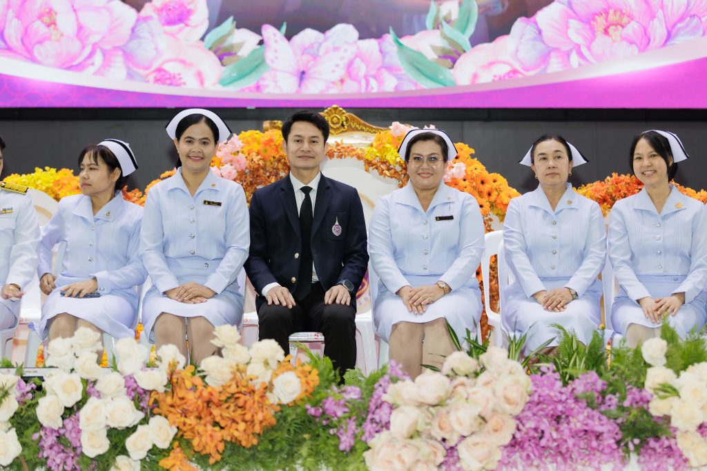 สำนักวิชาพยาบาลศาสตร์ ม.วลัยลักษณ์ จัดพิธีมอบหมวกพยาบาลและประกาศนียบัตร ประจำปี 2568