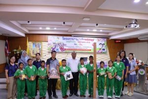 ม.วลัยลักษณ์ ลุยโครงการเฝ้าระวังและส่งเสริมความรอบรู้ด้านสุขภาพ ป้องกันโรคอ้วนและ NCDs ในเด็ก ต.นาสาร